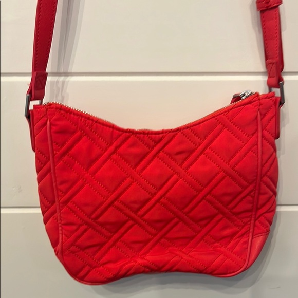 Vera Bradley Red Quilted Crossbody Bag with Adjustable Strap - Picture 3 of 4
